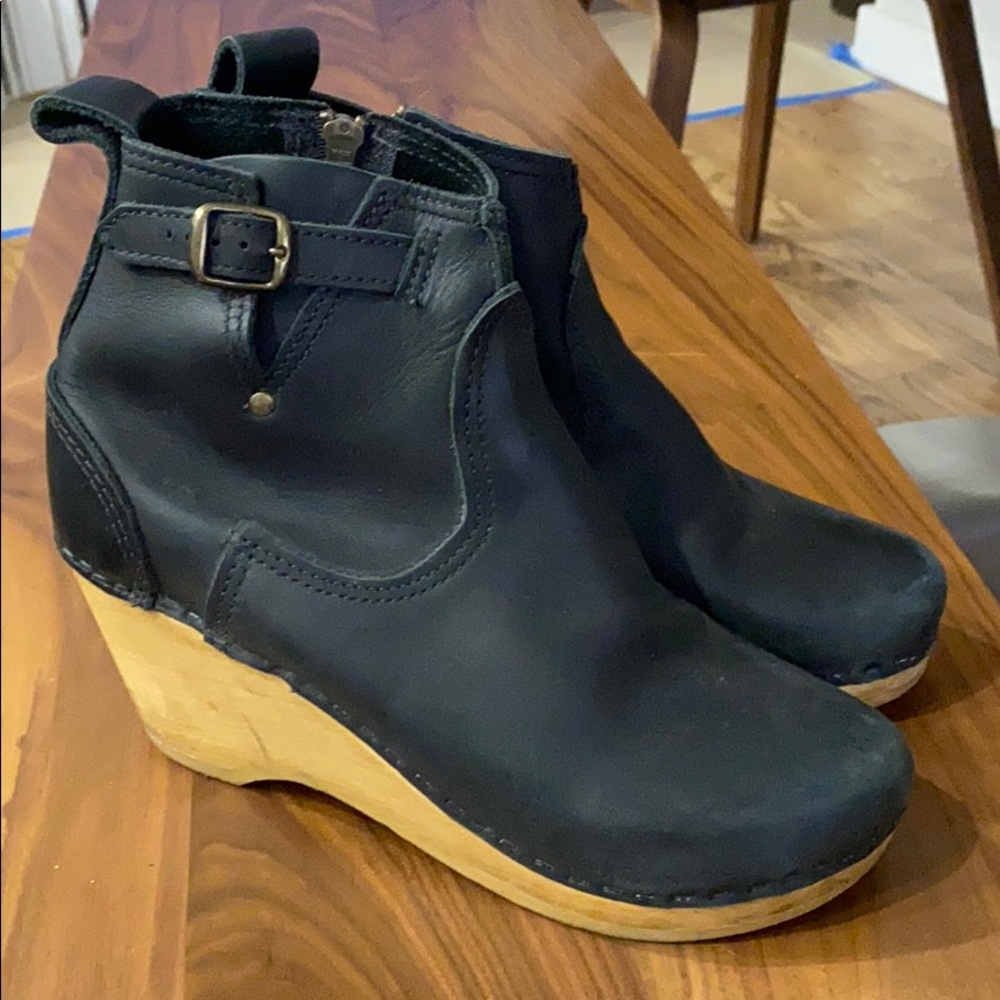 No. 6 Boots